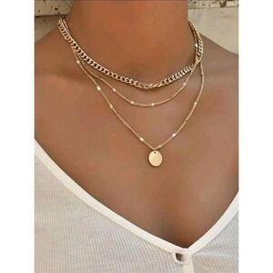 ●Gold Disc Charm Layered Necklace Disc‎ Pendant Layered